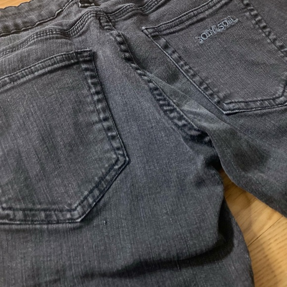 Straight Leg Jeans - Picture 7 of 9